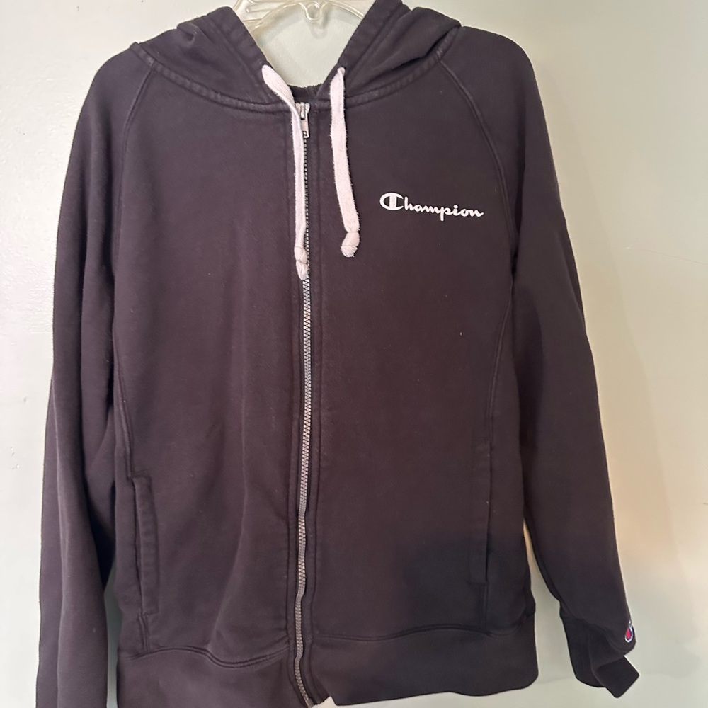 Champion black hoodie size:S